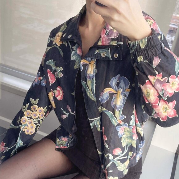 Vintage 90s Floral Cotton Jacket: High-Neck Acid Wash Bomber - Picture 2 of 9